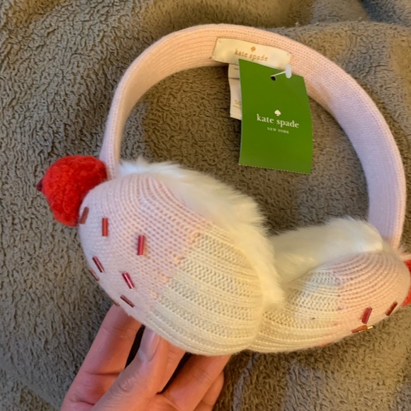Kate Spade Women's Cupcake Earmuffs, Cream/Pink. - Picture 3 of 12
